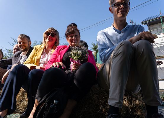 Grafika 21: XXV Dożynki Powiatowe w Lubowidzu – tradycja, rodzina, wspólnota