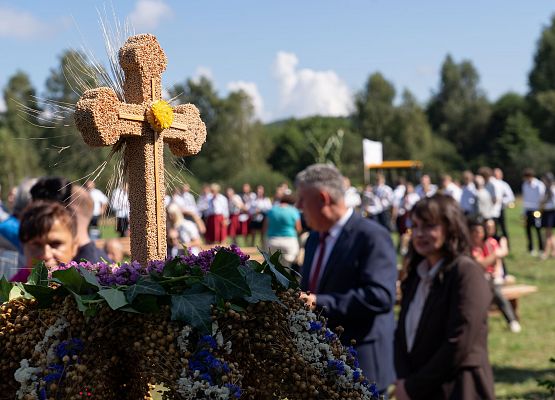 Grafika 40: XXV Dożynki Powiatowe w Lubowidzu – tradycja, rodzina, wspólnota