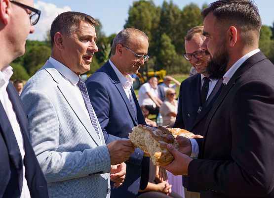 Grafika 46: XXV Dożynki Powiatowe w Lubowidzu – tradycja, rodzina, wspólnota