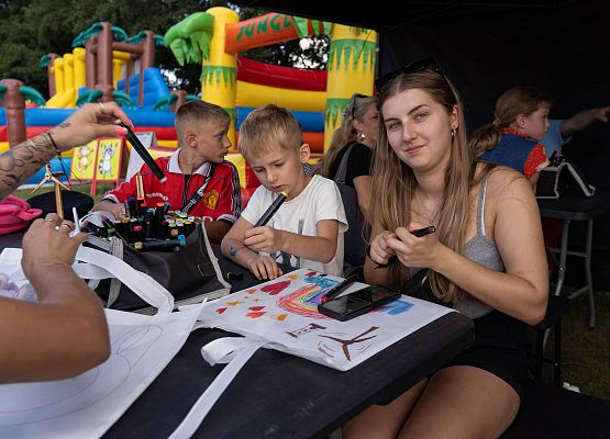 Grafika 75: XXV Dożynki Powiatowe w Lubowidzu – tradycja, rodzina, wspólnota