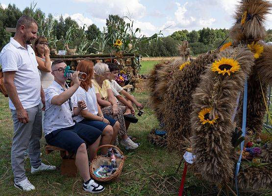 Grafika 97: XXV Dożynki Powiatowe w Lubowidzu – tradycja, rodzina, wspólnota