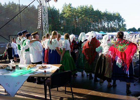 Grafika 170: XXV Dożynki Powiatowe w Lubowidzu – tradycja, rodzina, wspólnota