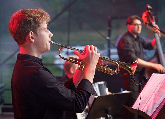 Grafika 187: XXV Dożynki Powiatowe w Lubowidzu – tradycja, rodzina, wspólnota