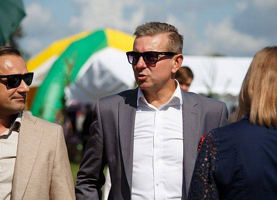 Grafika 221: XXV Dożynki Powiatowe w Lubowidzu – tradycja, rodzina, wspólnota