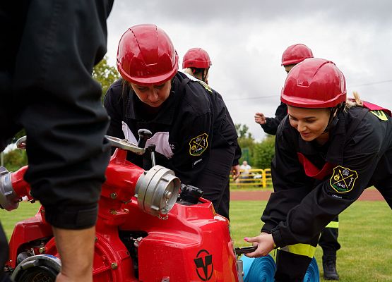 Grafika 5: OSP Łebień zwycięża w zawodach sportowo-pożarniczych