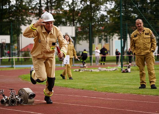 Grafika 57: OSP Łebień zwycięża w zawodach sportowo-pożarniczych