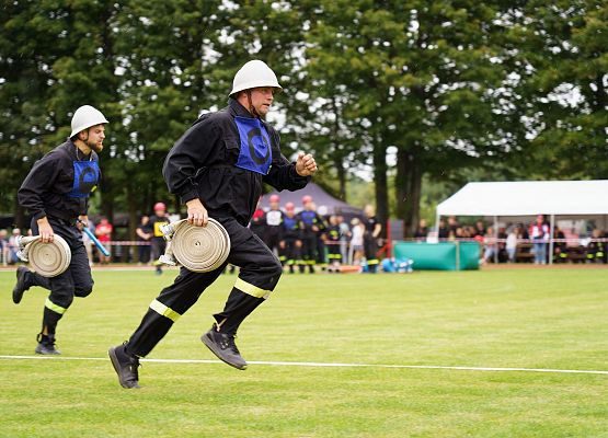 Grafika 69: OSP Łebień zwycięża w zawodach sportowo-pożarniczych