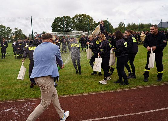 Grafika 91: OSP Łebień zwycięża w zawodach sportowo-pożarniczych