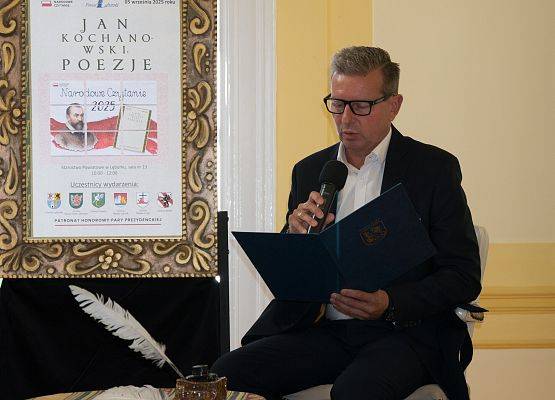 Grafika 23: Narodowe Czytanie 2025