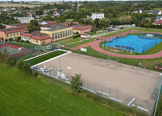 Grafika 5: Modernizacja Orlika w Nowej Wsi Lęborskiej zakończona