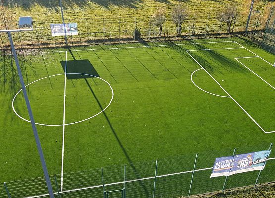 Grafika 9: Modernizacja Orlika w Nowej Wsi Lęborskiej zakończona