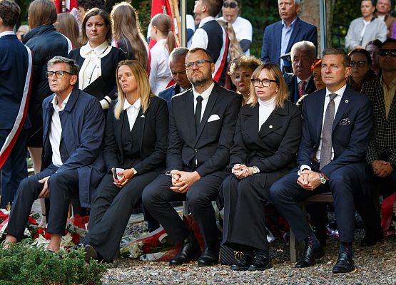 Grafika 16: Hołd dla Ofiar Marszu Śmierci w atmosferze zadumy (foto+wideo)
