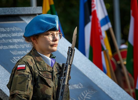 Grafika 18: Hołd dla Ofiar Marszu Śmierci w atmosferze zadumy (foto+wideo)