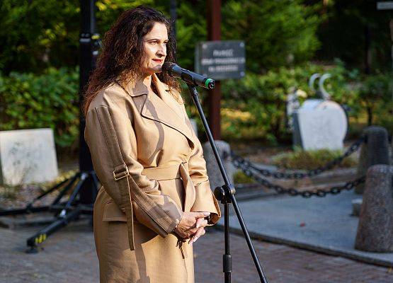 Grafika 61: Hołd dla Ofiar Marszu Śmierci w atmosferze zadumy (foto+wideo)