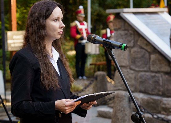 Grafika 99: Hołd dla Ofiar Marszu Śmierci w atmosferze zadumy (foto+wideo)