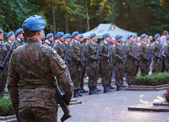 Grafika 101: Hołd dla Ofiar Marszu Śmierci w atmosferze zadumy (foto+wideo)