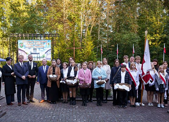 Grafika 107: Hołd dla Ofiar Marszu Śmierci w atmosferze zadumy (foto+wideo)