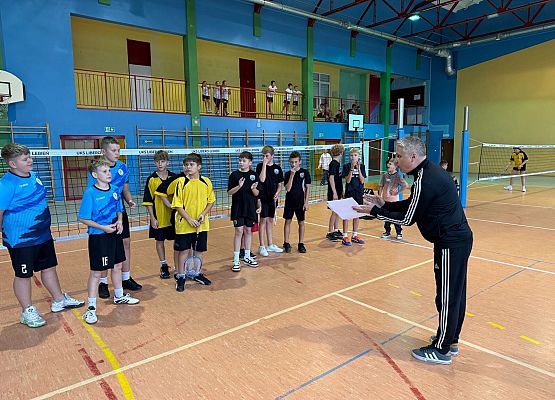 Grafika 9: Gminne Mistrzostwa w Badmintonie – Igrzyska Dzieci 2025