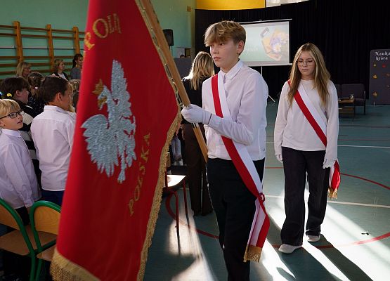 Grafika 21: Dzień Edukacji Narodowej w szkołach i przedszkolach