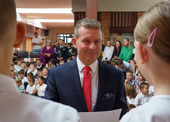 Grafika 45: Dzień Edukacji Narodowej w szkołach i przedszkolach