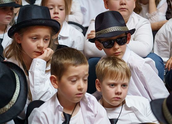 Grafika 59: Dzień Edukacji Narodowej w szkołach i przedszkolach