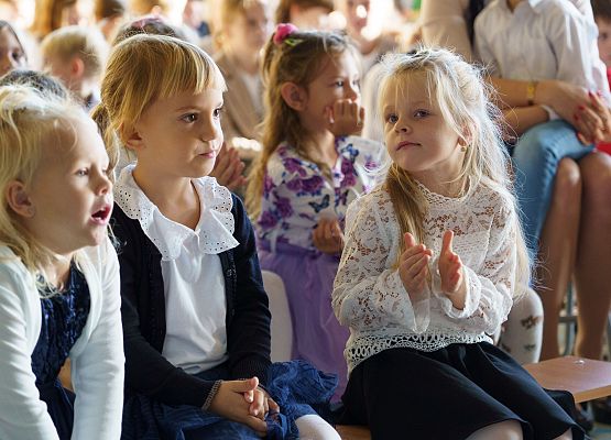 Grafika 84: Dzień Edukacji Narodowej w szkołach i przedszkolach