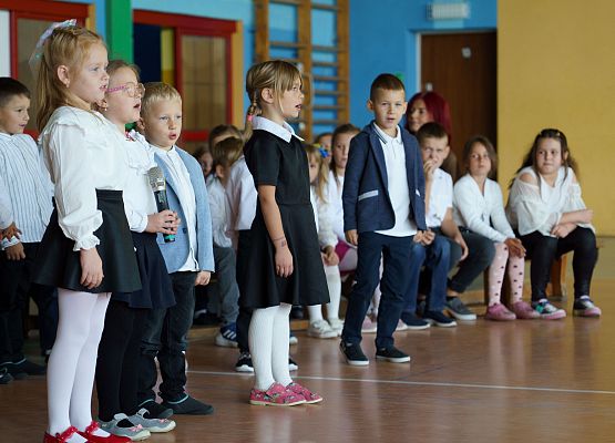 Grafika 87: Dzień Edukacji Narodowej w szkołach i przedszkolach