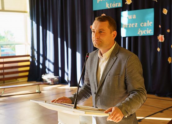 Grafika 94: Dzień Edukacji Narodowej w szkołach i przedszkolach