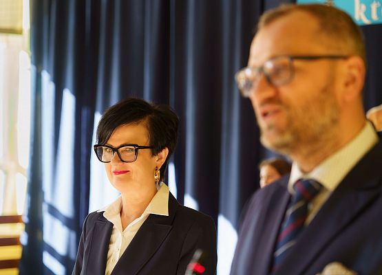 Grafika 97: Dzień Edukacji Narodowej w szkołach i przedszkolach