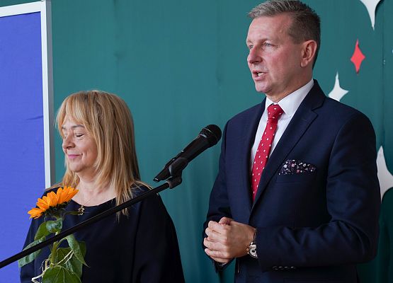 Grafika 136: Dzień Edukacji Narodowej w szkołach i przedszkolach