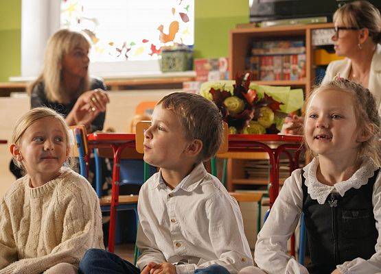 Grafika 150: Dzień Edukacji Narodowej w szkołach i przedszkolach