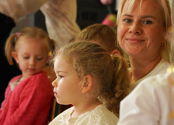 Grafika 162: Dzień Edukacji Narodowej w szkołach i przedszkolach