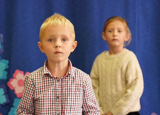 Grafika 170: Dzień Edukacji Narodowej w szkołach i przedszkolach