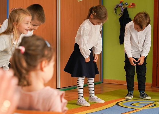 Grafika 174: Dzień Edukacji Narodowej w szkołach i przedszkolach