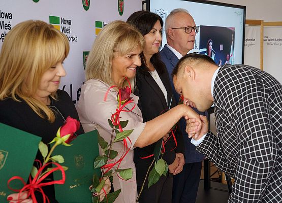 Grafika 16: Dzień Edukacji Narodowej w Urzędzie Gminy Nowa Wieś Lęborska