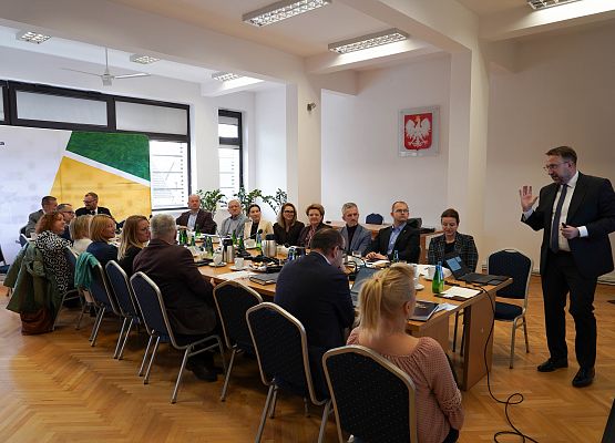 Grafika 1: Nadzwyczajne Zgromadzenie Wspólników ZZO „Czysta Błękitna Kraina” Sp. z o.o.