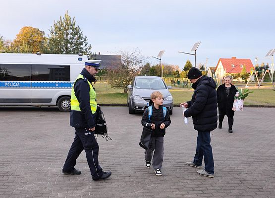 Grafika 12: „Bezpieczny uczeń w drodze do szkoły” – dzień II akcji