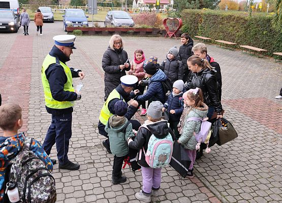 Grafika 14: „Bezpieczny uczeń w drodze do szkoły” – dzień II akcji