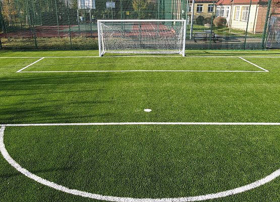 Grafika 4: Modernizacja Orlika w Nowej Wsi Lęborskiej zakończona