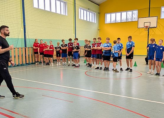 Grafika 2: Gminne Igrzyska Dzieci i Młodzieży w koszykówce 3x3 w Redkowicach