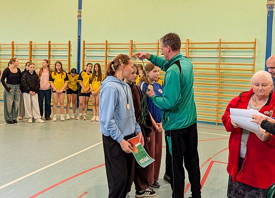 Grafika 17: Gminne Igrzyska Dzieci i Młodzieży w koszykówce 3x3 w Redkowicach