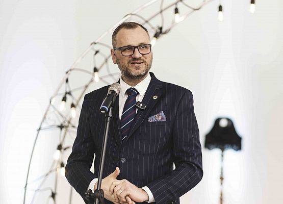 Grafika 6: Nowa świetlica w Leśnicach otwarta