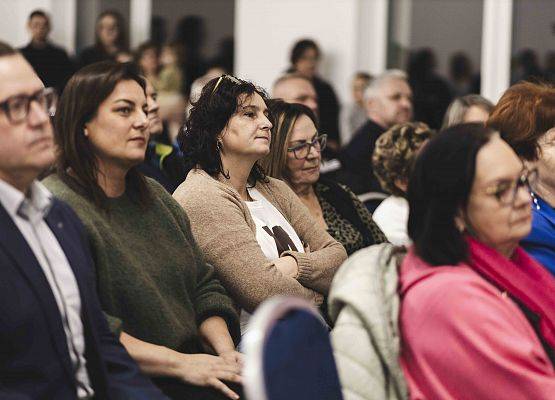 Grafika 11: Nowa świetlica w Leśnicach otwarta