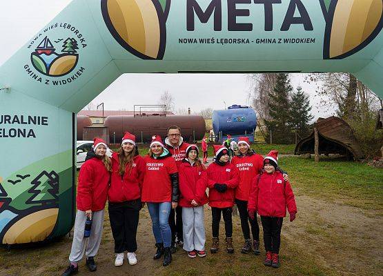 Grafika 6: XIII Mikołajkowe Nordic Walking w Obliwicach za nami