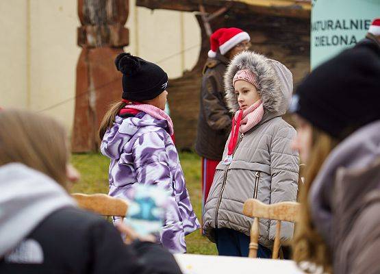 Grafika 99: XIII Mikołajkowe Nordic Walking w Obliwicach za nami