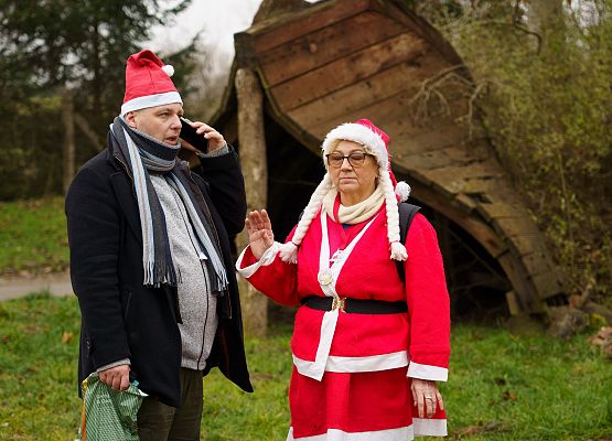 Grafika 107: XIII Mikołajkowe Nordic Walking w Obliwicach za nami