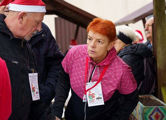 Grafika 126: XIII Mikołajkowe Nordic Walking w Obliwicach za nami