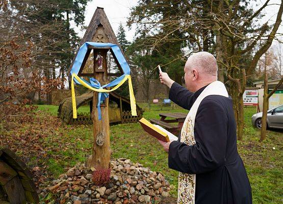 Grafika 135: XIII Mikołajkowe Nordic Walking w Obliwicach za nami