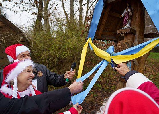 Grafika 136: XIII Mikołajkowe Nordic Walking w Obliwicach za nami