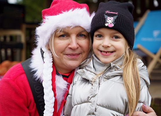 Grafika 150: XIII Mikołajkowe Nordic Walking w Obliwicach za nami